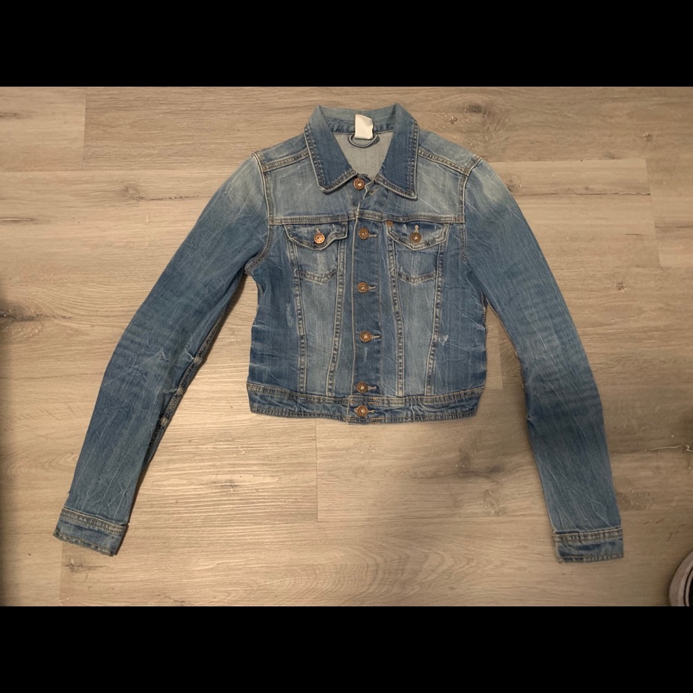 H&M denim jacket small
